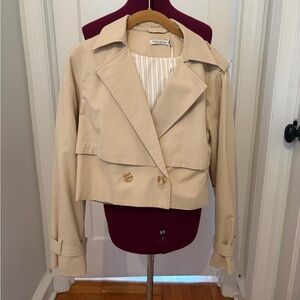 Mon Renn - Beige Cropped Trench Coat